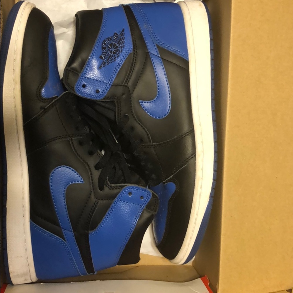 Jordan 1 Retro Royal Blue